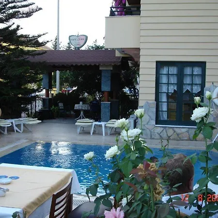 Kutberk Hotel